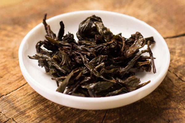 肉桂茶与大红袍的区别是什么 喝肉桂茶上火吗